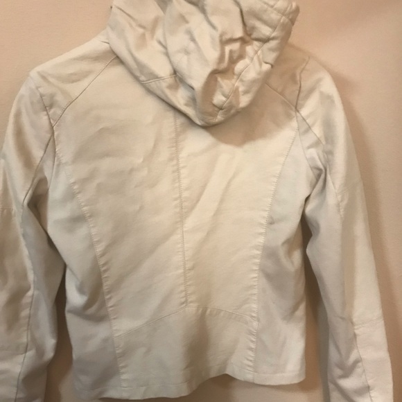 GUESS Brand Leather Jacket Off White Color with Front Zipper and Hood - Picture 4 of 4